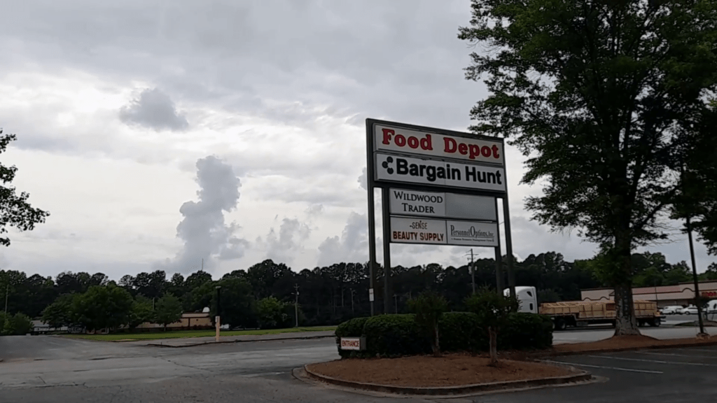 Eastgate Shopping Center near the former Blockbuster in Newnan Georgia