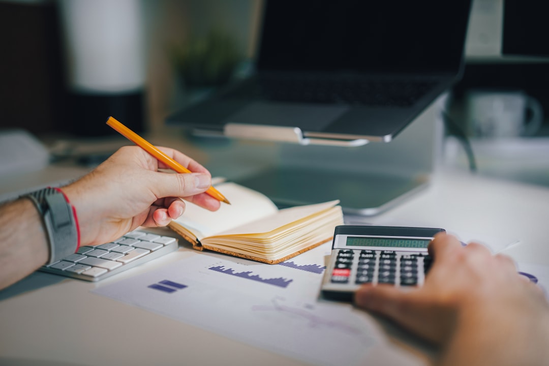 How to Calculate the Real Hourly Profit of a Side Hustle or Small Business